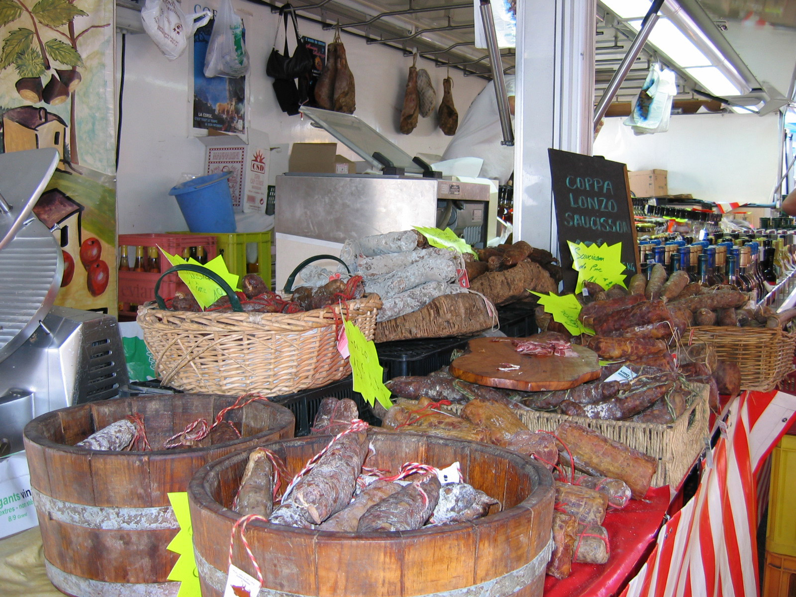 Marché local corse avec produits frais
